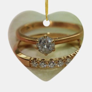 Heiraten Sie mich? Diamantring Keramikornament