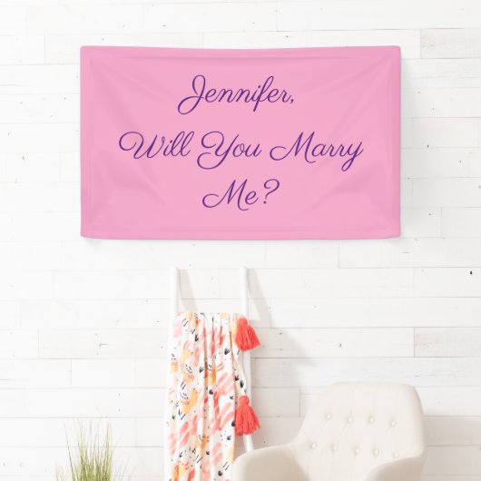 Heiraten Sie mich? Lila Text in Pellrosa Banner (Insitu)