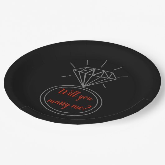 "Heiraten Sie mich? "Überraschungs-Antrag-Teller Pappteller (Schrägansicht)