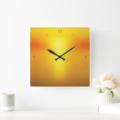 Heiß Orange. Quadratische Wanduhr (Zuhause)