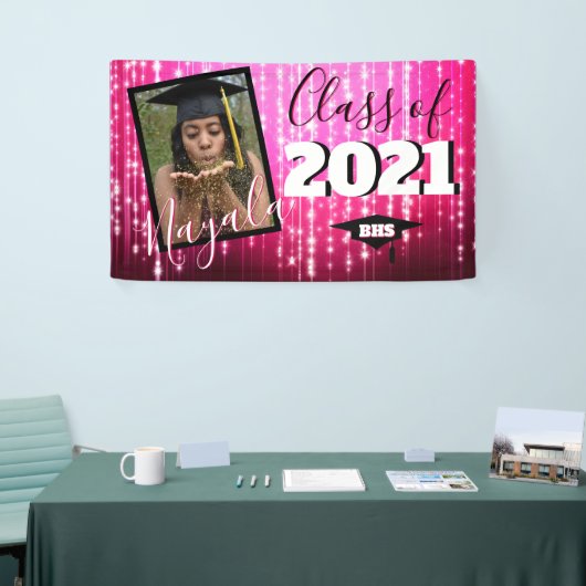 Heiß rosa mit Glitzern | Monogramm Abschluss Foto Banner (Messeveranstaltung)