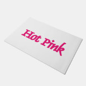 Heiß rosa Name Weiße Tür Fußmatte (Schrägansicht)