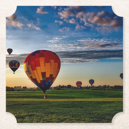 Heiße Luft Ballon Festival in einem schönen wolkig Untersetzer (Vorderseite)