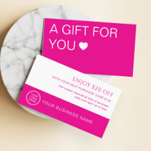 Heiße rosa Geschenkgutschein für Spa-Schönheitssal