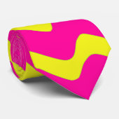 heiße rosa und nebelgelbe Wellen Krawatte (Gerollt)