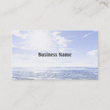 Heiße Sonne über dem Meer