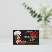 Heißer Koch, der heiße Flügel fördert. Marketing Visitenkarte (Stehend Vorderseite)