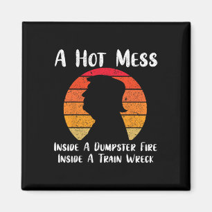 Heißes Chaos in einem Mülltonnen in einem Zug Magnet