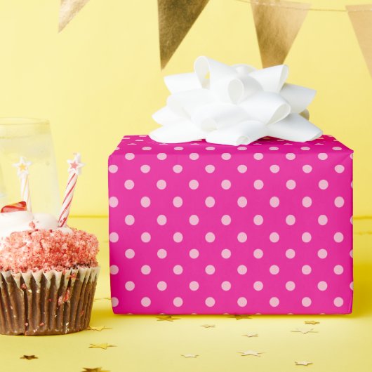 Heißes und hellrosa Punkte Geschenkpapier (Geburtstagsparty)