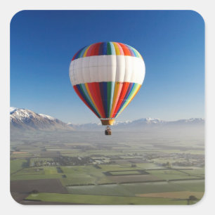 Heißluftballon nahe Methven, Canterbury 3 Quadratischer Aufkleber