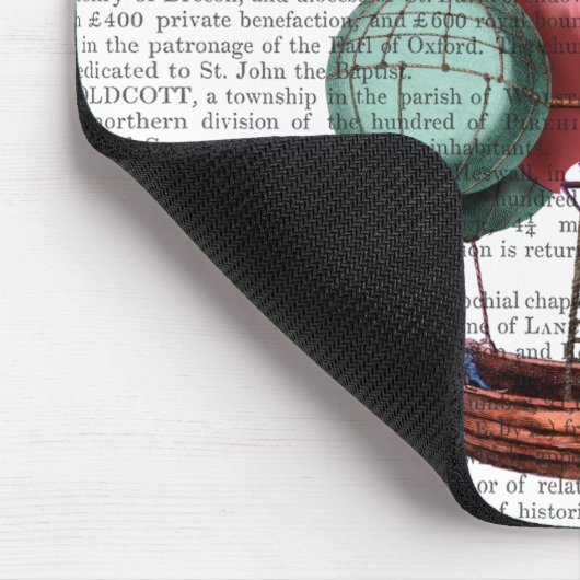Heißluftballon-Schiff mit rotem Segel Mousepad (Ecke)