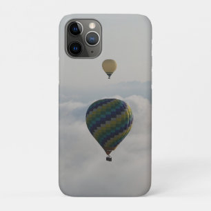 Heißluftballon über bewölktem toskanischen Himmel Case-Mate iPhone Hülle