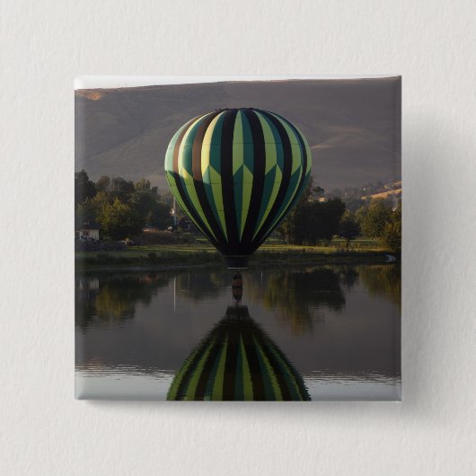 Heißluftballon über dem Fluss Yakima Button (Vorderseite)
