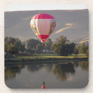 Heißluftballon über dem Yakima River Getränkeuntersetzer