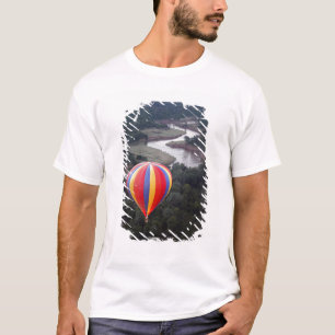 Heißluftballonfahren über den Mara-Fluss T-Shirt