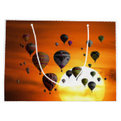Heißluftballons im Flug Große Geschenktüte (Rückseite)