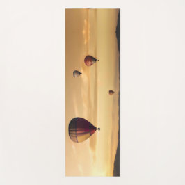 Heißluftballons im goldenen Himmel Yogamatte