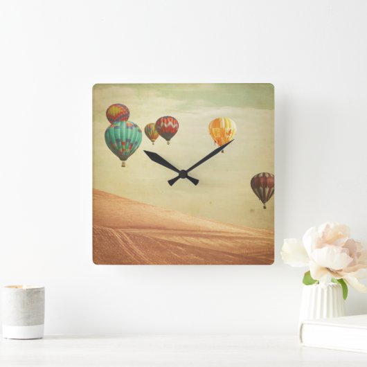 Heißluftballons im Himmel Quadratische Wanduhr (Zuhause)