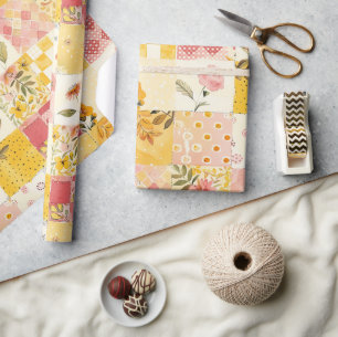 Heißrosa gelbe Quilt-Gingham-Cottagecore-Blumen Geschenkpapier