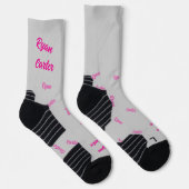 Heißrosa Küsse. Dein Name auf Grau Socken (Rechts)