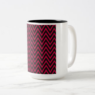 Heißrosa und schwarzes Chevron-Muster – Elektrisch Zweifarbige Tasse