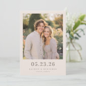 Heiteres Beiges Romantisches Foto Save The Date (Stehend Vorderseite)