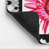 Heitres rosa Gerbera-Gänseblümchen auf Mousepad (Ecke)