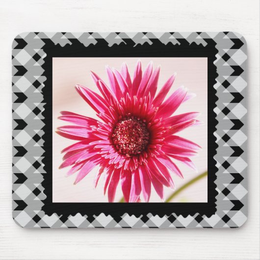 Heitres rosa Gerbera-Gänseblümchen auf Mousepad (Vorne)