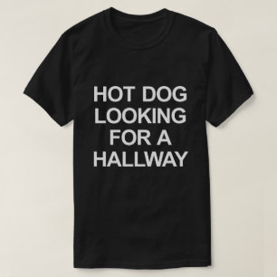 HEIZHUND SUCHT NACH EINER HALLWAY T-Shirt