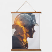 Heldenherz: Feuerwehrflammportrait Wandteppich Mit Holzrahmen (Vorderseite)