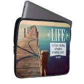 Helen Keller Inspiration Zitat "Adventure" Laptopschutzhülle (Vorne Rechts)