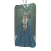 Helena Chevalier am Waldrand Autolufterfrischer (Links)