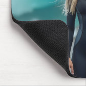 Helena Chevalier und die steigende Welle Mousepad (Ecke)