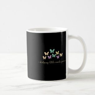 Helfende kleine Köpfe wachsen lassen Schmetterling Kaffeetasse