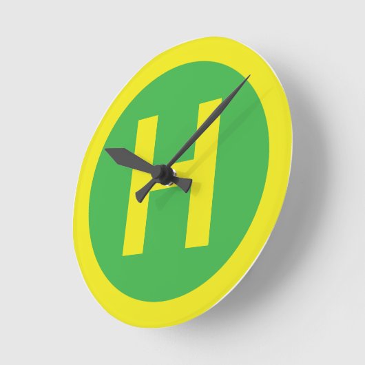 Helipad Sign Runde Wanduhr (Winkel)