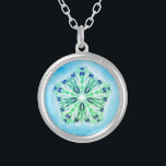 *~* Hell Türkis Blue Star Mandala Versilberte Kette<br><div class="desc">*Diese süße kleine runde silberne Halskette mit einer zarten Hand gezogenen leuchtenden Sternmandala in der Mitte sitzend auf einem starken türkisfarbenen und ein wenig grünen Hintergrund könnte die Aufmerksamkeit Ihres höheren Selbst erfassen :) Der Star Mandala ist sehr komplex und faszinierend, die Sie inspiriert werden müssen, um eine Meditation zu...</div>