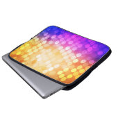 Hellblau, gelbes Muster mit Kugeln. verschwommen b Laptopschutzhülle (Vorne Knopf)
