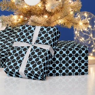 Hellblau mit schwarzer geometrischer geschenkpapier