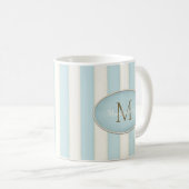 Hellblau und antike weiße Streifen Bronze Monogram Kaffeetasse (VorderseiteRechts)