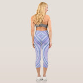 Hellblau und rosa Spirale Capri Leggings (Rückseite)