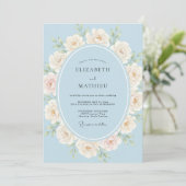 Hellblaue Ätherische Rosenhochzeit Einladung (Stehend Vorderseite)