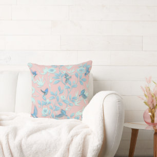 hellblaue Blumen und Vögel , Hintergrundlichtros Kissen