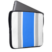 Hellblaue, hellgraue Streifen auf weißen Streifen Laptopschutzhülle (Vorne Rechts)