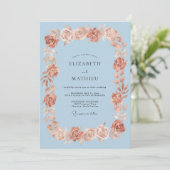 Hellblaue Romantische Rosenhochzeit Einladung (Stehend Vorderseite)