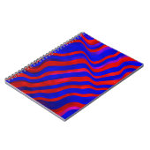 Hellblaue, rote Textur mit trockenen Linien. Gradi Notizblock (Linke Seite)