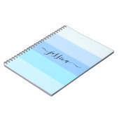 Hellblaue Streifen Schriftname Notizblock (Linke Seite)