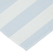 Hellblaue Streifen Tischdecke (Schrägansicht)