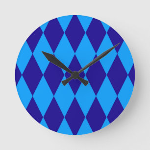 Hellblaue und dunkelblaue Harlekin-Diamanten Karos Runde Wanduhr