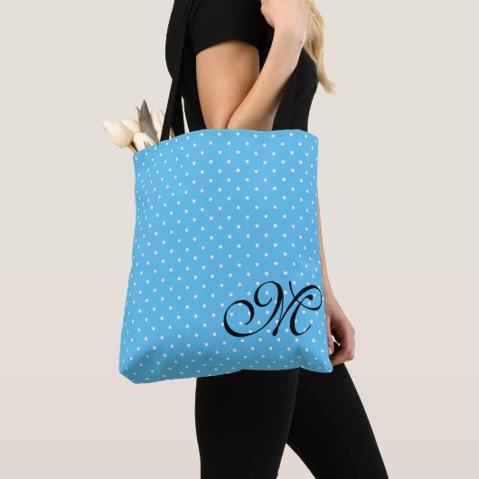 Hellblaue und weiße Polka-Dot-Monogramm Tasche (Von Nahem)