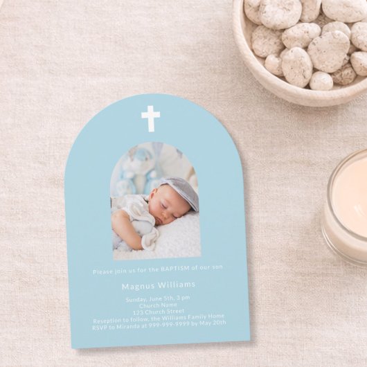 Hellblauer Foto Bogen Taufe Einladung